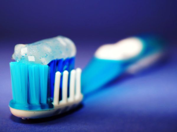 Ubat Gigi Bersihkan Jeragat